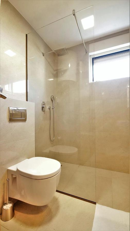 Kala Rooms & Suites Budva Exteriör bild
