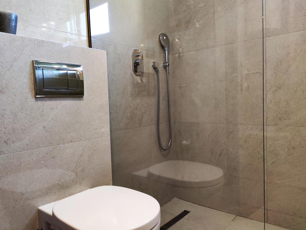 Kala Rooms & Suites Budva Exteriör bild