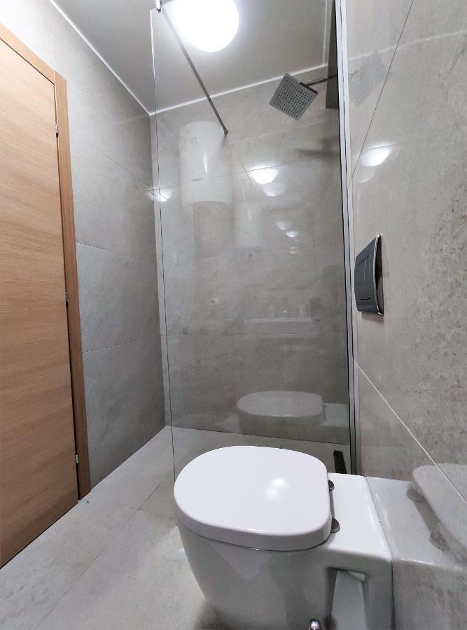 Kala Rooms & Suites Budva Exteriör bild